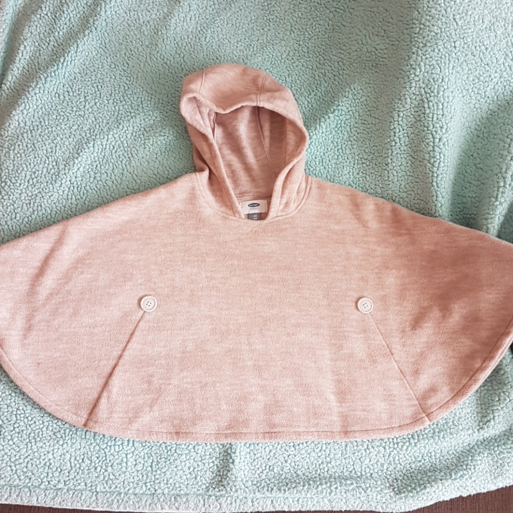 Old Navy Performance Fleece Hooded Poncho